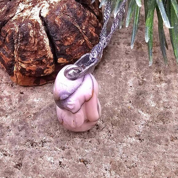 Adorable Nature Alashan Agate Hand Carved Standing Rabbit Pendant Necklace - Picture 4 of 10